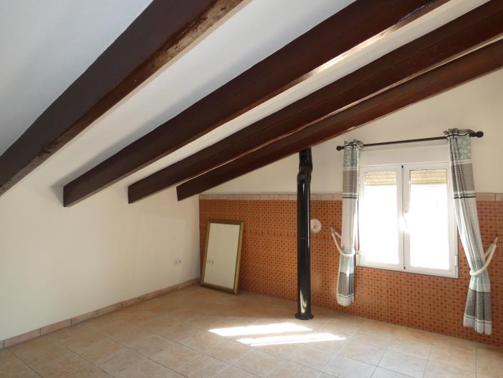 Image No.22-3 Bed Country Property for sale