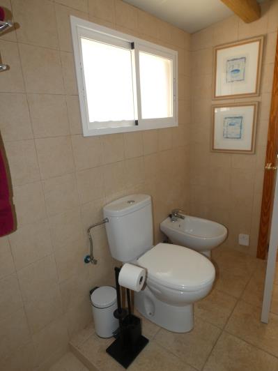 Image No.30-3 Bed Country Property for sale