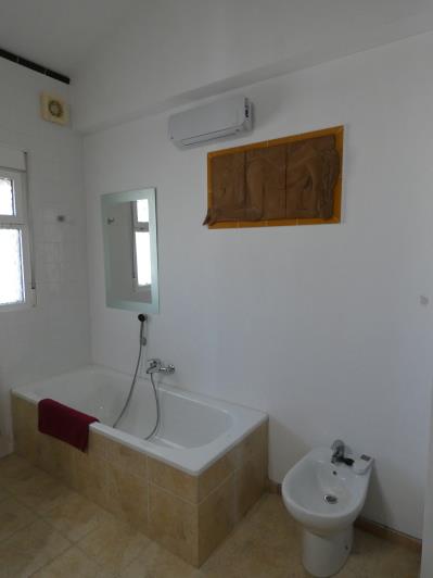 Image No.38-3 Bed Country Property for sale