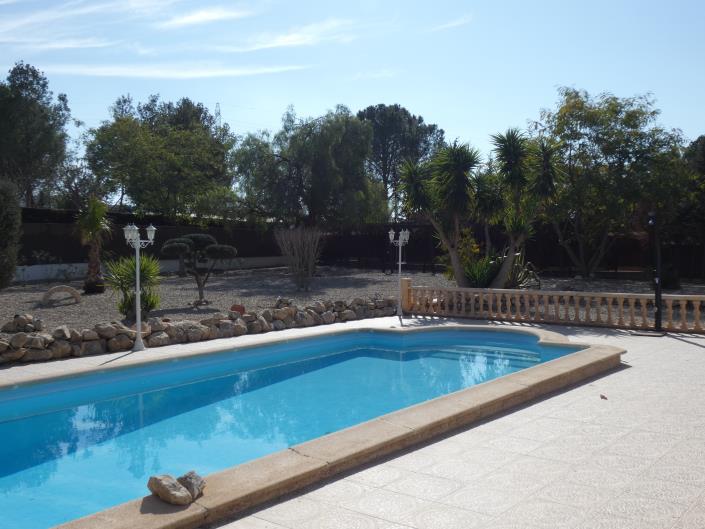 Image No.41-3 Bed Country Property for sale