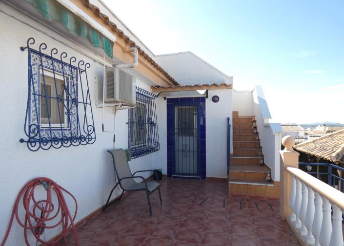 Image No.32-2 Bed Villa / Detached for sale