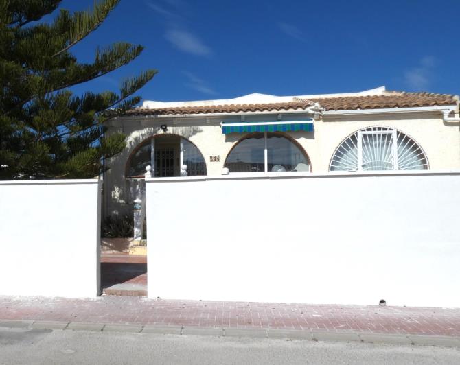 Image No.1-2 Bed Villa / Detached for sale