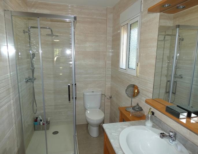 Image No.25-5 Bed Country Property for sale