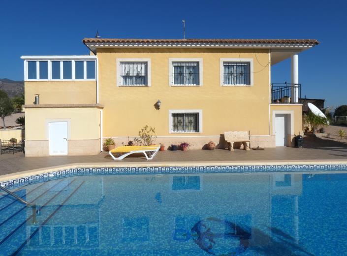 Image No.42-5 Bed Country Property for sale