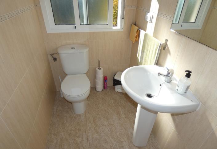 Image No.54-5 Bed Country Property for sale