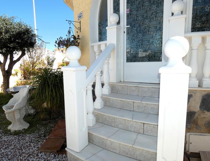 Image No.8-3 Bed Villa / Detached for sale
