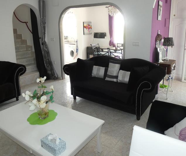 Image No.14-3 Bed Villa / Detached for sale