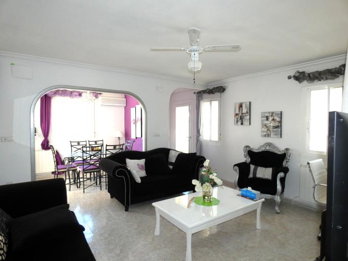 Image No.16-3 Bed Villa / Detached for sale