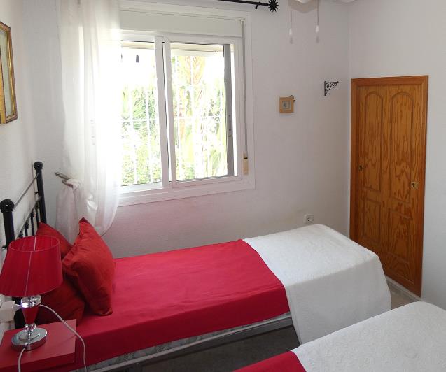 Image No.23-3 Bed Villa / Detached for sale