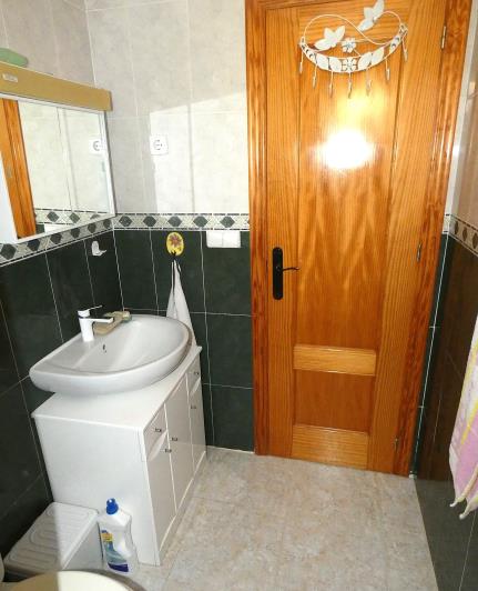 Image No.28-3 Bed Villa / Detached for sale