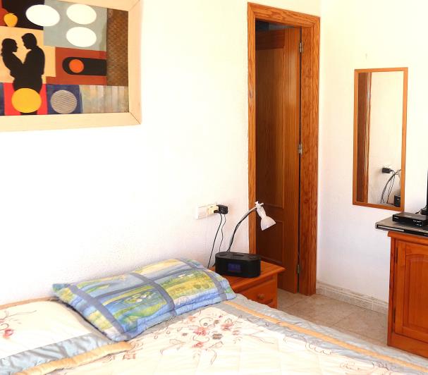 Image No.31-3 Bed Villa / Detached for sale