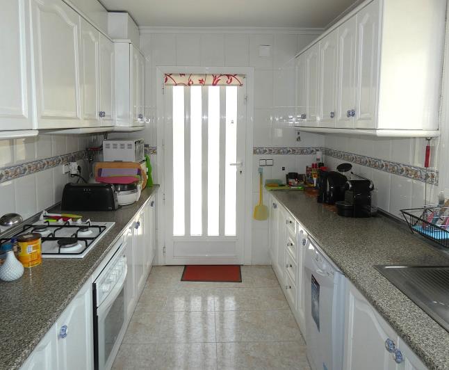 Image No.44-3 Bed Villa / Detached for sale