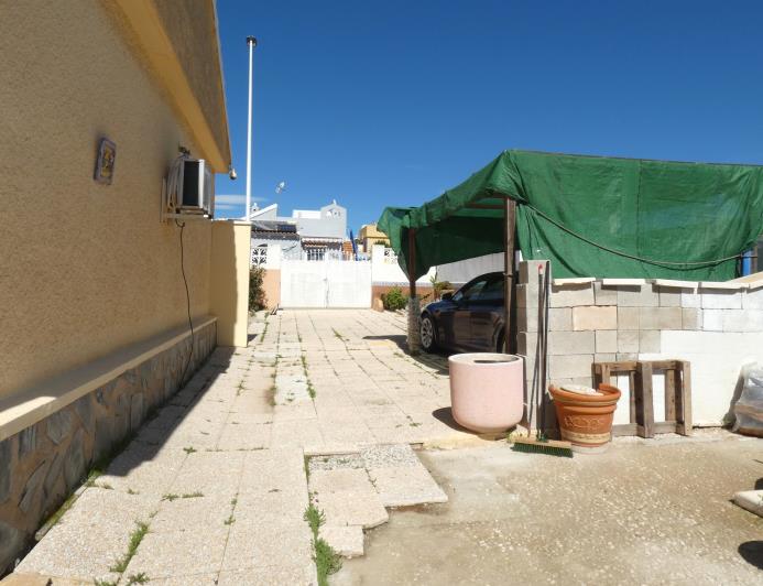 Image No.61-3 Bed Villa / Detached for sale