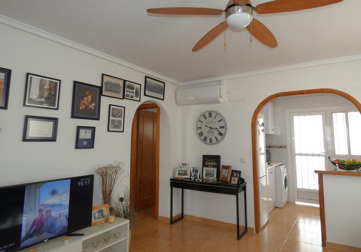 Image No.3-2 Bed Villa / Detached for sale