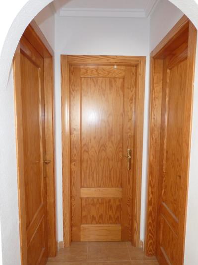 Image No.10-2 Bed Villa / Detached for sale