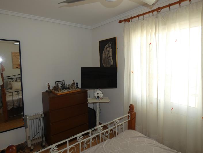 Image No.13-2 Bed Villa / Detached for sale