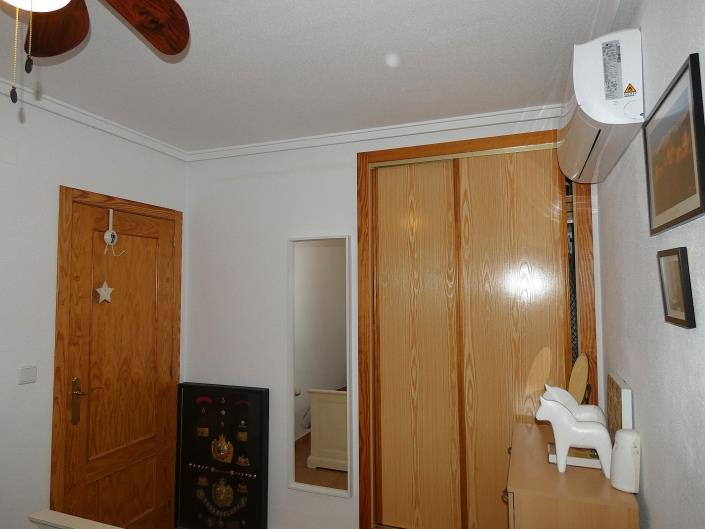 Image No.18-2 Bed Villa / Detached for sale