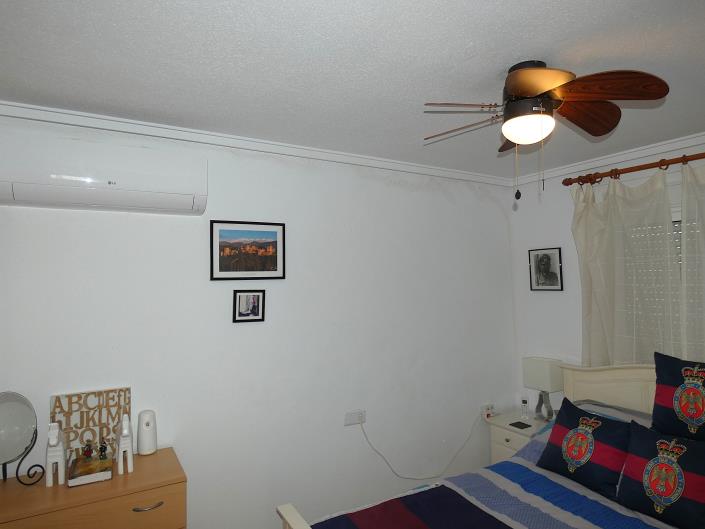 Image No.19-2 Bed Villa / Detached for sale