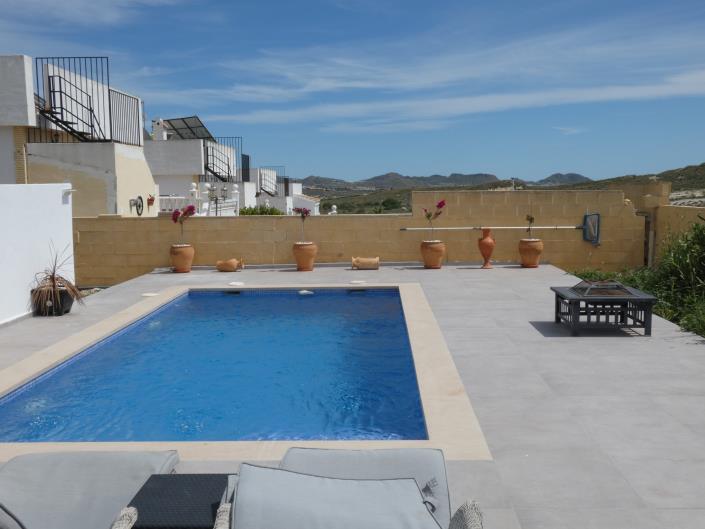 Image No.34-2 Bed Villa / Detached for sale