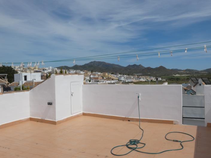 Image No.52-2 Bed Villa / Detached for sale