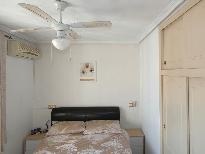 Image No.17-2 Bed House/Villa for sale