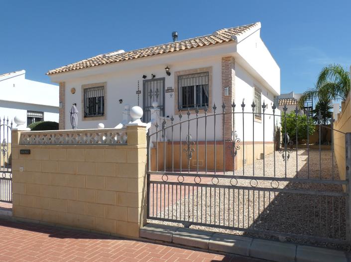 Image No.1-2 Bed Villa / Detached for sale