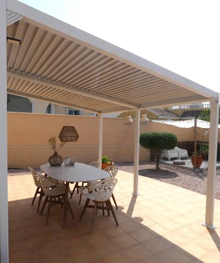 Image No.49-3 Bed Villa / Detached for sale