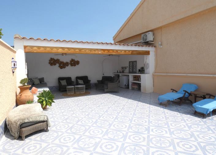 Image No.59-3 Bed Villa / Detached for sale