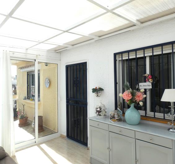 Image No.8-2 Bed Villa / Detached for sale