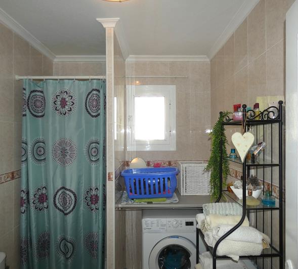 Image No.29-2 Bed Villa / Detached for sale