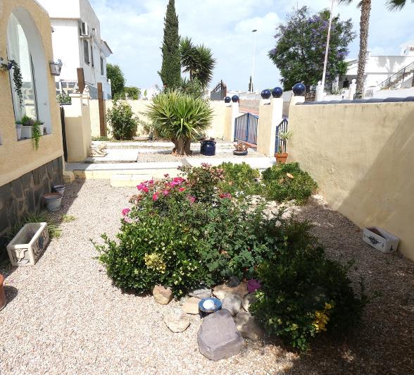 Image No.57-2 Bed Villa / Detached for sale