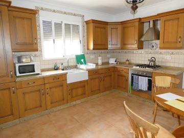 2Let2Sell2Buy SL most sold property