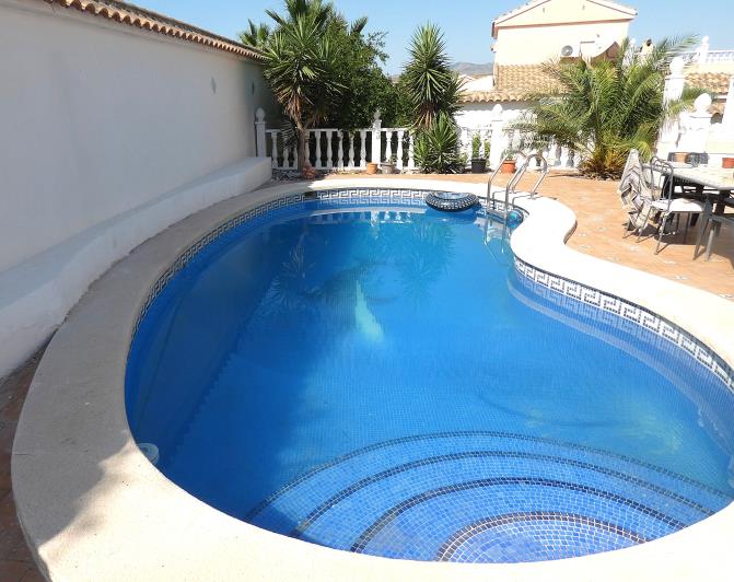 Image No.44-4 Bed Villa / Detached for sale