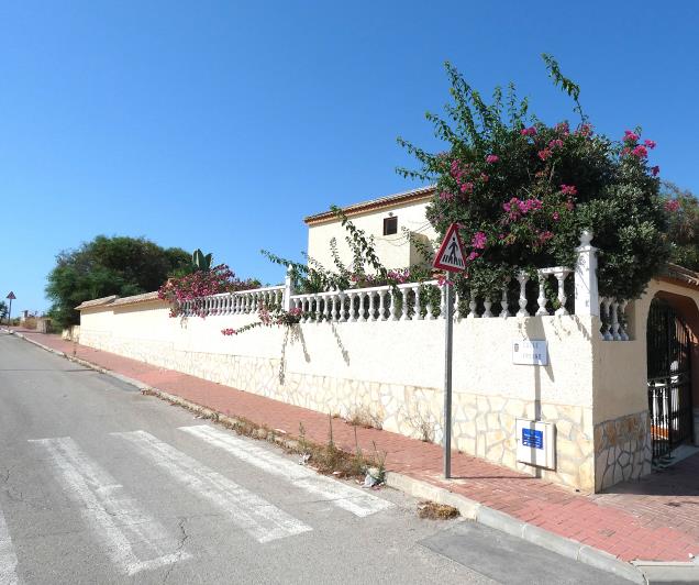 Image No.61-4 Bed Villa / Detached for sale