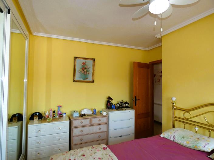 Image No.20-3 Bed Villa / Detached for sale