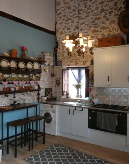 Image No.33-2 Bed Village House for sale