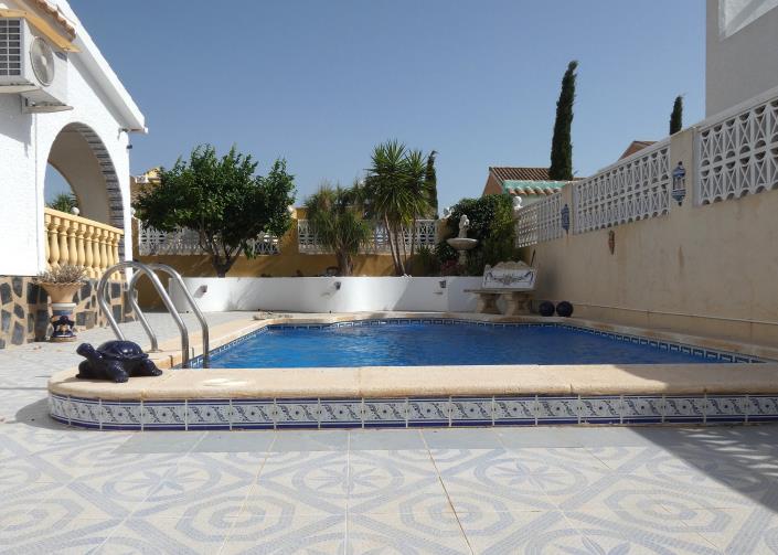 Image No.47-2 Bed Villa / Detached for sale