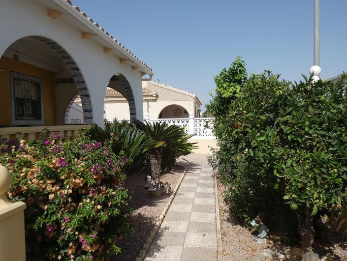 Image No.55-2 Bed Villa / Detached for sale