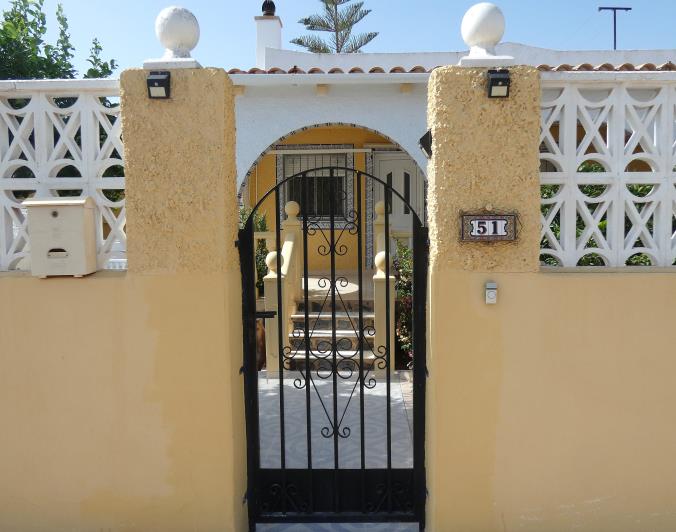 Image No.61-2 Bed Villa / Detached for sale