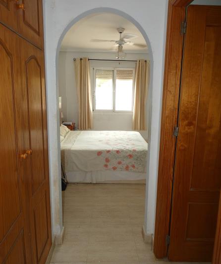 Image No.21-3 Bed Villa / Detached for sale