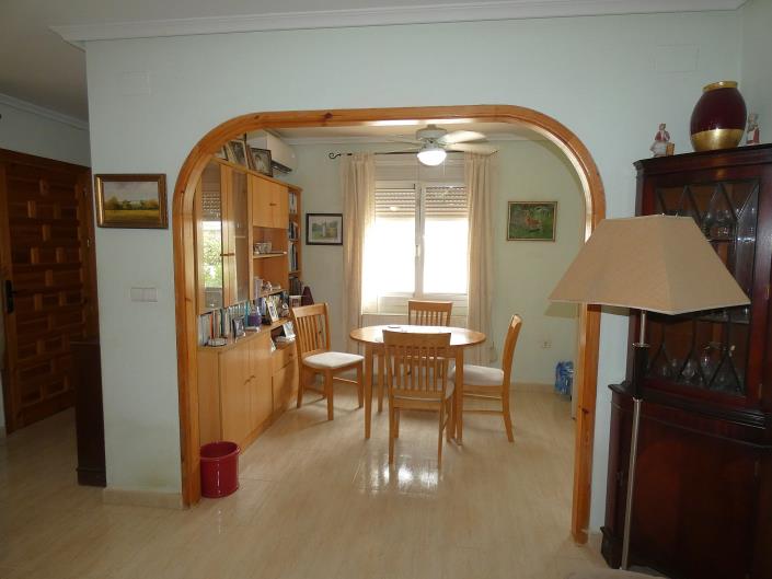 Image No.27-3 Bed Villa / Detached for sale