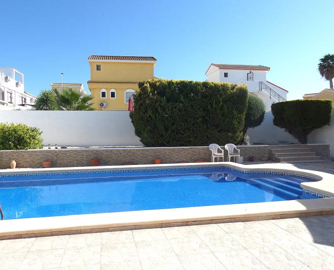 Image No.53-3 Bed Villa / Detached for sale