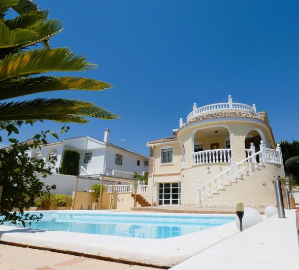 Image No.5-5 Bed Villa / Detached for sale