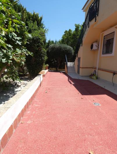 Image No.40-5 Bed Villa / Detached for sale