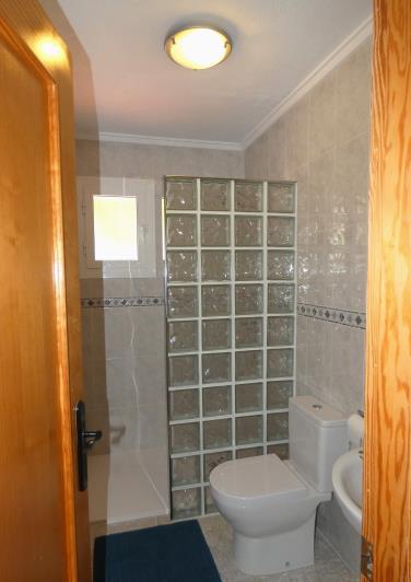 Image No.20-5 Bed Villa / Detached for sale