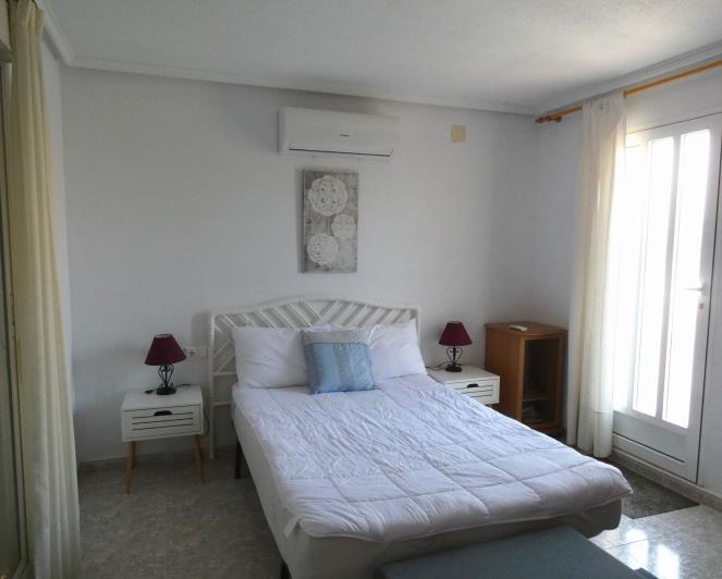 Image No.27-5 Bed Villa / Detached for sale