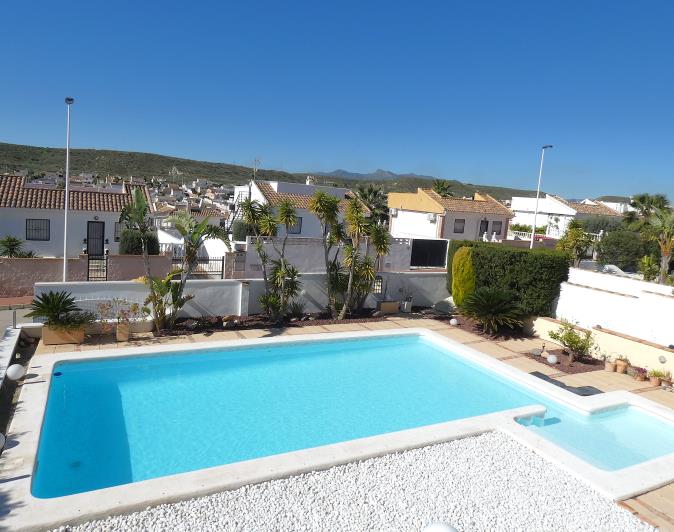 Image No.33-5 Bed Villa / Detached for sale