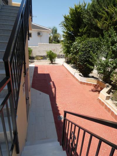 Image No.35-5 Bed Villa / Detached for sale