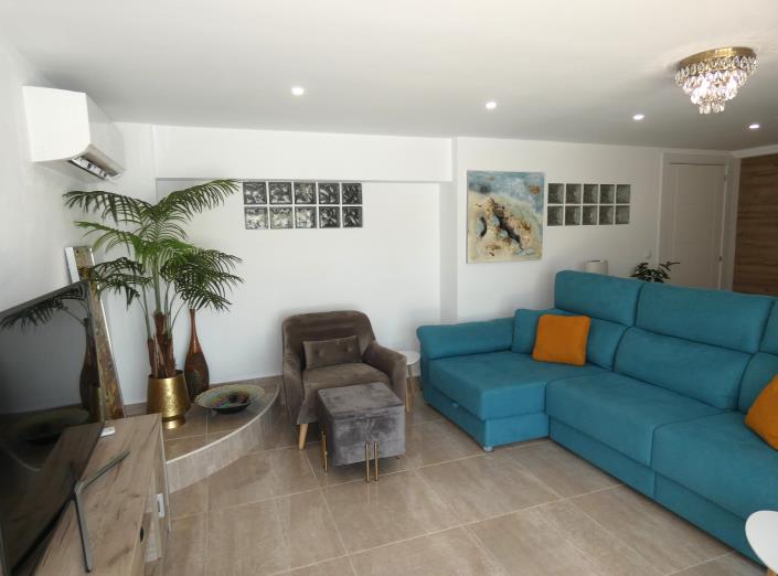 Image No.43-5 Bed Villa / Detached for sale