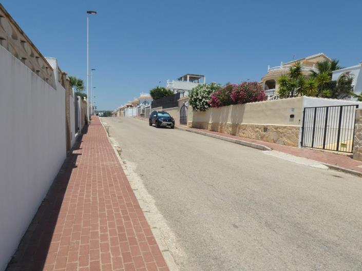 Image No.61-5 Bed Villa / Detached for sale